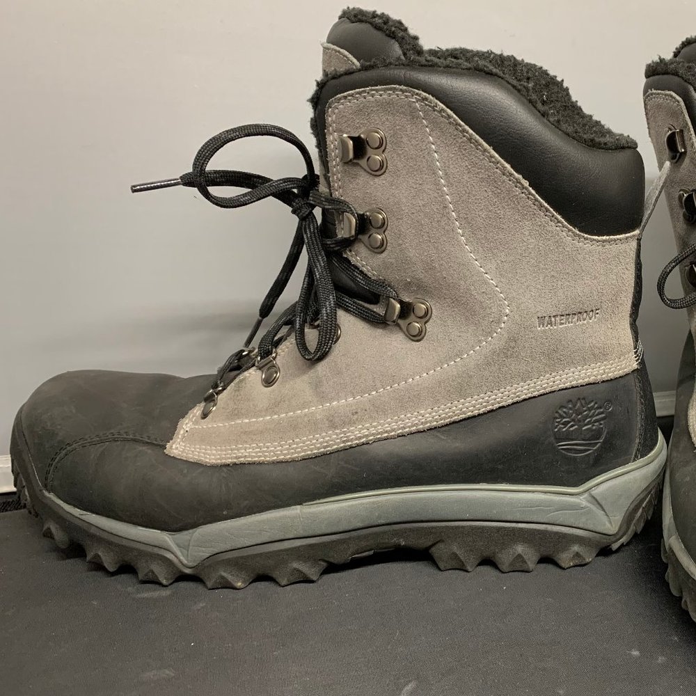 TIMBERLAND Mens Black/Grey Boots Genuine Leather Thermolite #40125 (Size 10.5M)